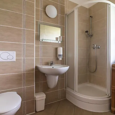 A5 Pro 3 Osoby - - Celorocne * Moninec