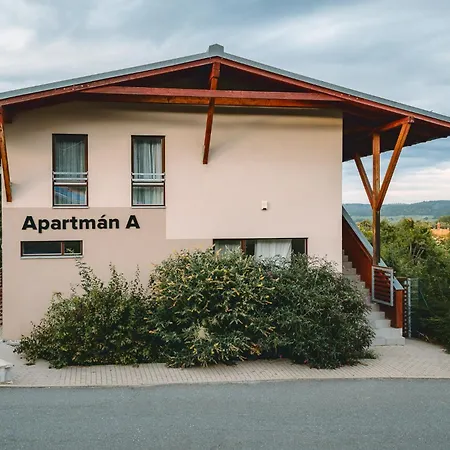 A5 Pro 3 Osoby - - Celorocne アパート